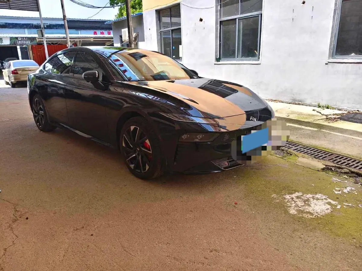 2024 DongFeng eπ eπ007 REEV 105HP REEV 28.4KWH,autocango,china used car exporter,china ev exporter,chinese used car exporter,chinese used ev exporter