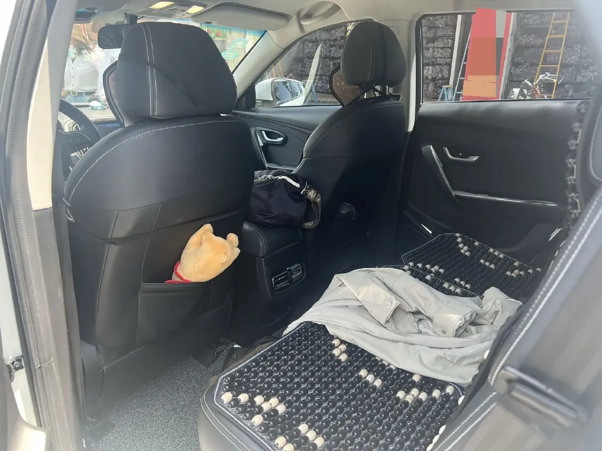 2020 Jetour X70M 1.5T 156HP L4 6DCT,autocango,china used car exporter,china ev exporter,chinese used car exporter,chinese used ev exporter