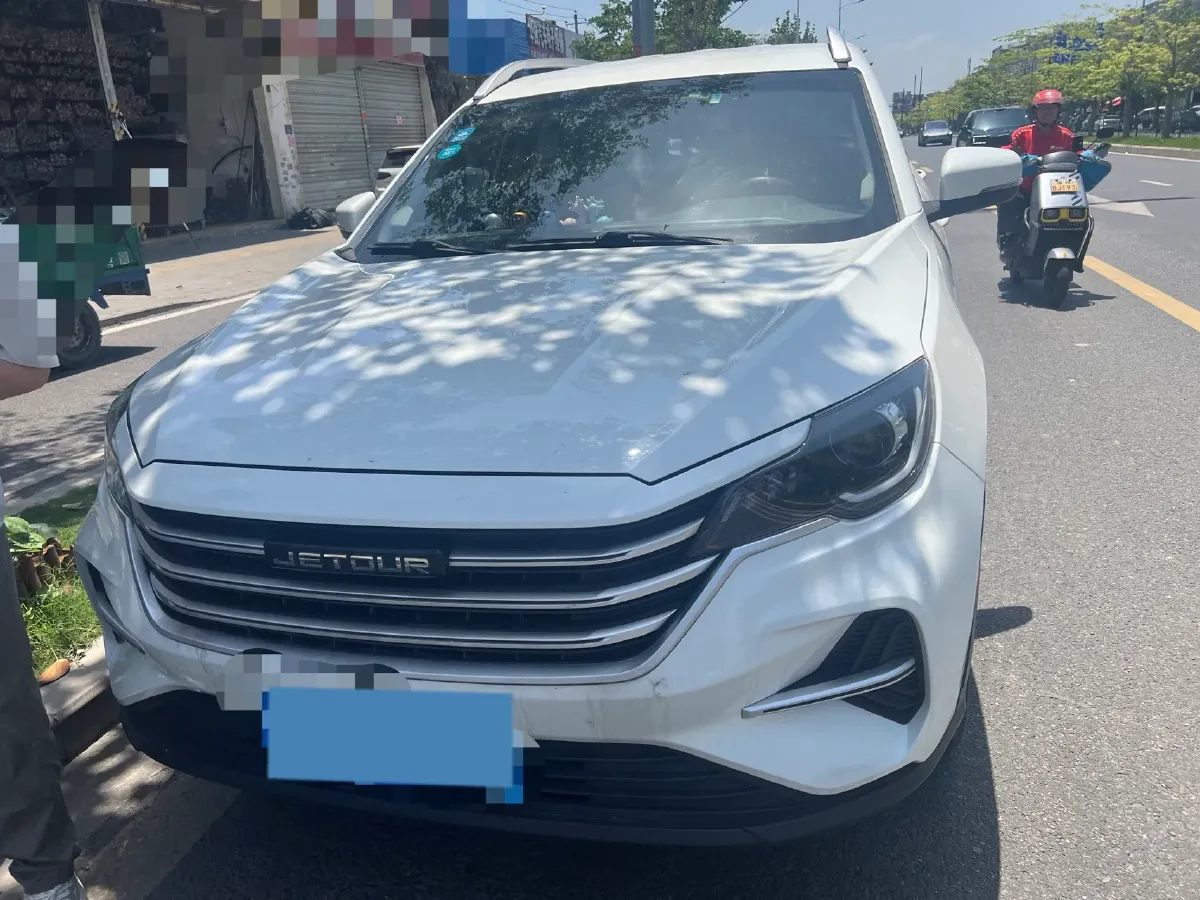 2020 Jetour X70M 1.5T 156HP L4 6DCT,autocango,china used car exporter,china ev exporter,chinese used car exporter,chinese used ev exporter