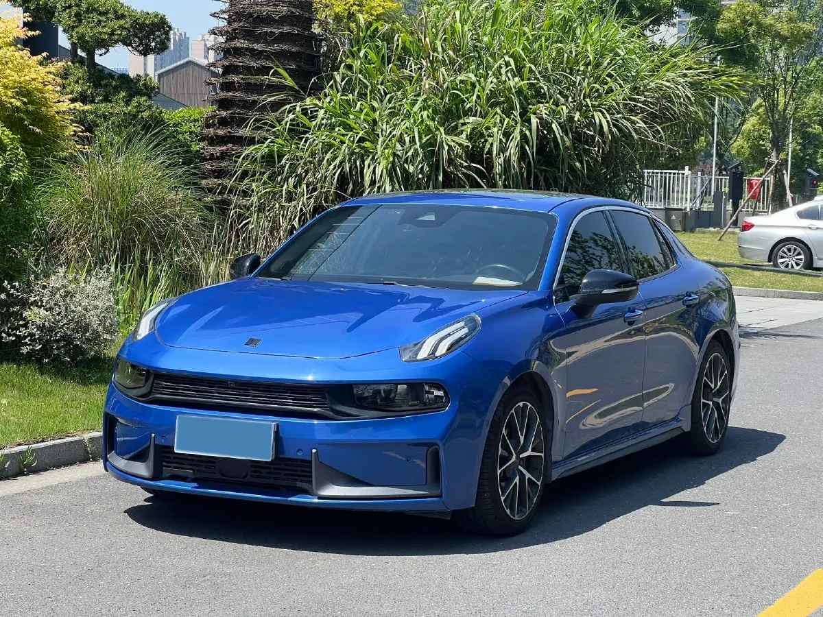 2018 Toyota C-HR 2.0L 171HP L4 CVT,autocango,china used car exporter,china ev exporter,chinese used car exporter,chinese used ev exporter