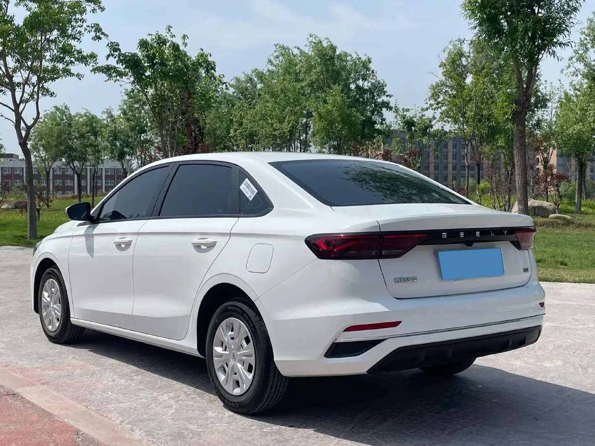 2025 Geely Emgrand 1.5L 127HP L4 5MT,autocango,china used car exporter,china ev exporter,chinese used car exporter,chinese used ev exporter