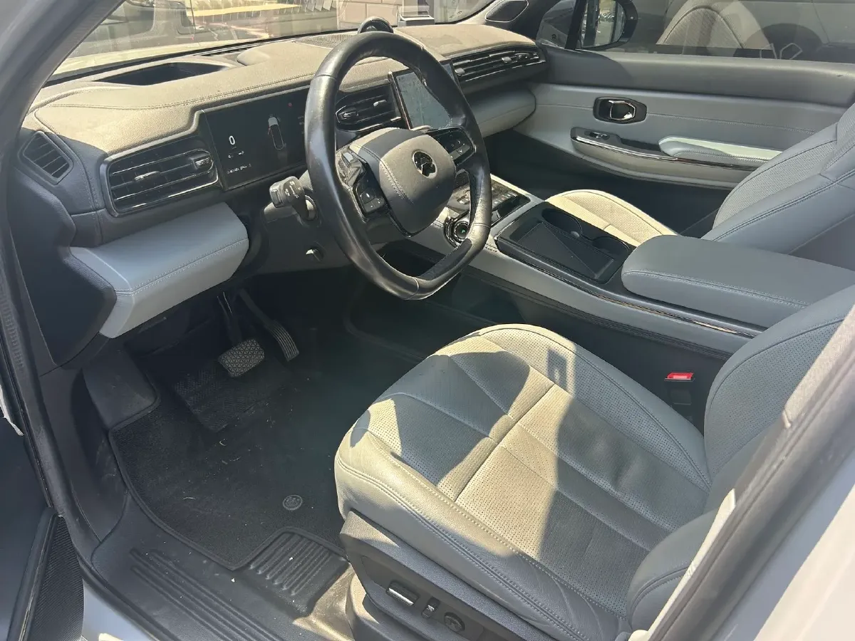 2022 NIO ES8 BEV 100KWH,autocango,china used car exporter,china ev exporter,chinese used car exporter,chinese used ev exporter