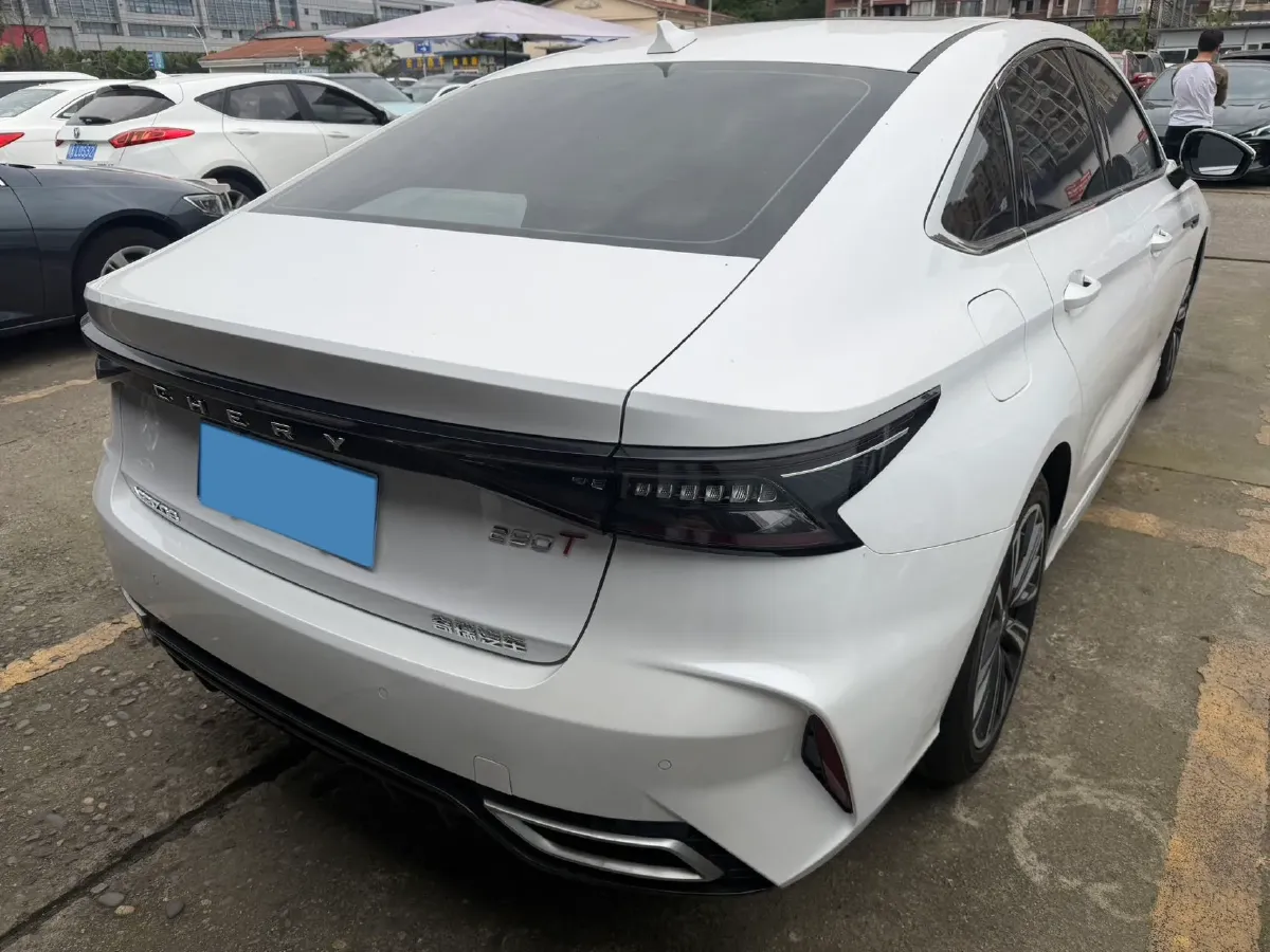 2022 Chery Arrizo 8 1.6T 197HP L4 7DCT,autocango,china used car exporter,china ev exporter,chinese used car exporter,chinese used ev exporter