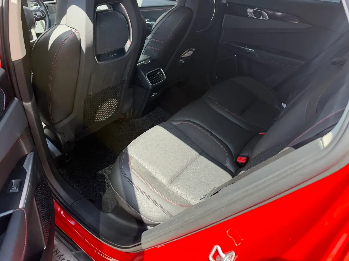 2019 LYNK&CO 01 2.0T 190HP L4 7DCT,autocango,china used car exporter,china ev exporter,chinese used car exporter,chinese used ev exporter