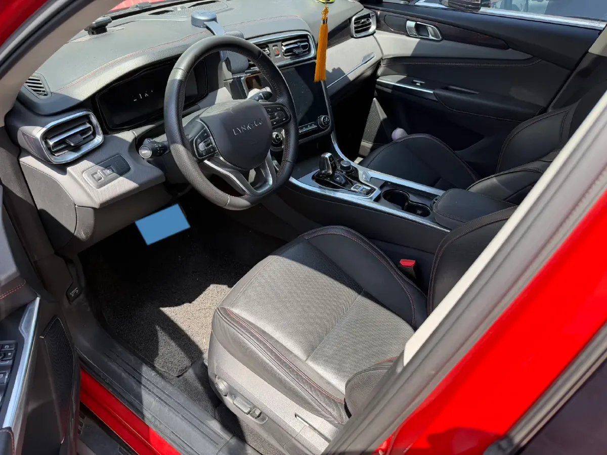 2019 LYNK&CO 01 2.0T 190HP L4 7DCT,autocango,china used car exporter,china ev exporter,chinese used car exporter,chinese used ev exporter