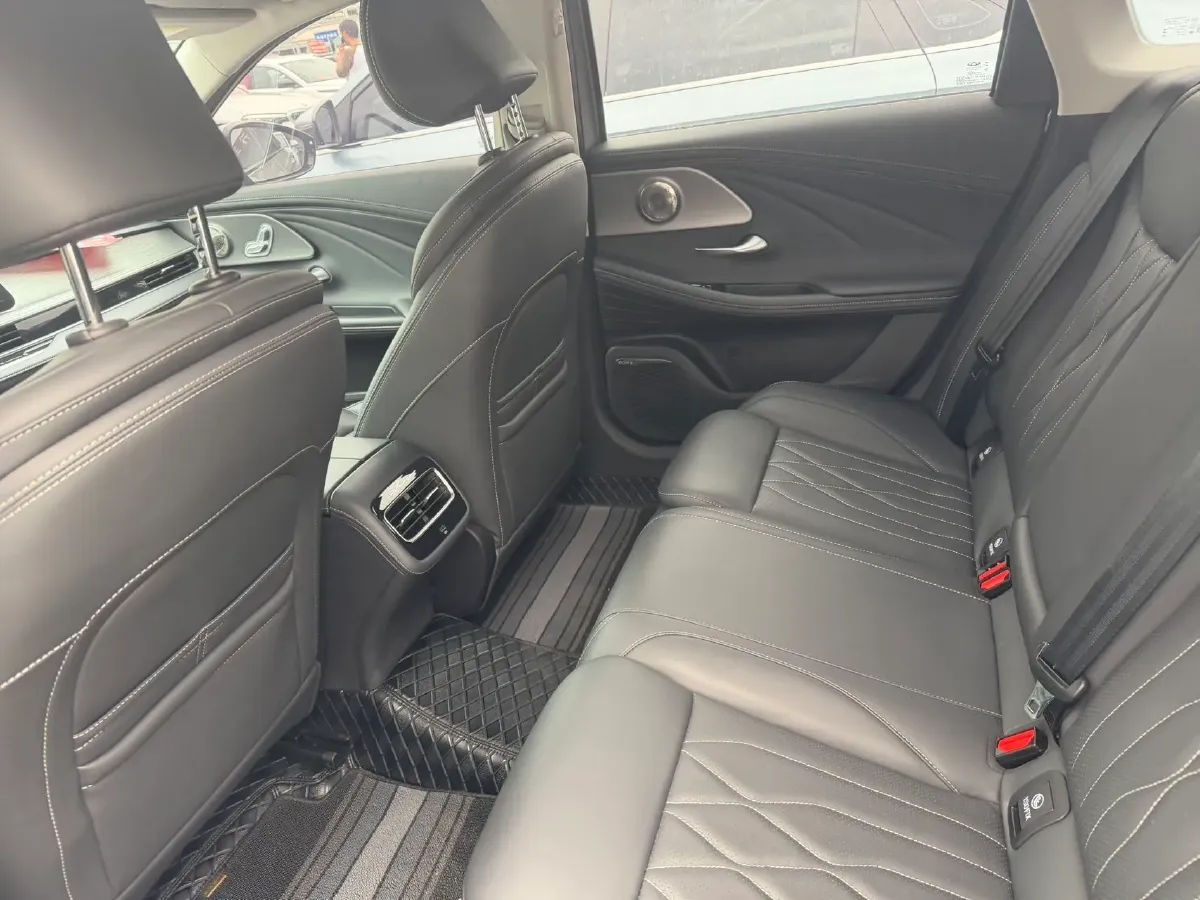 2024 Chery Arrizo 8 2.0T 254HP L4 8AT,autocango,china used car exporter,china ev exporter,chinese used car exporter,chinese used ev exporter