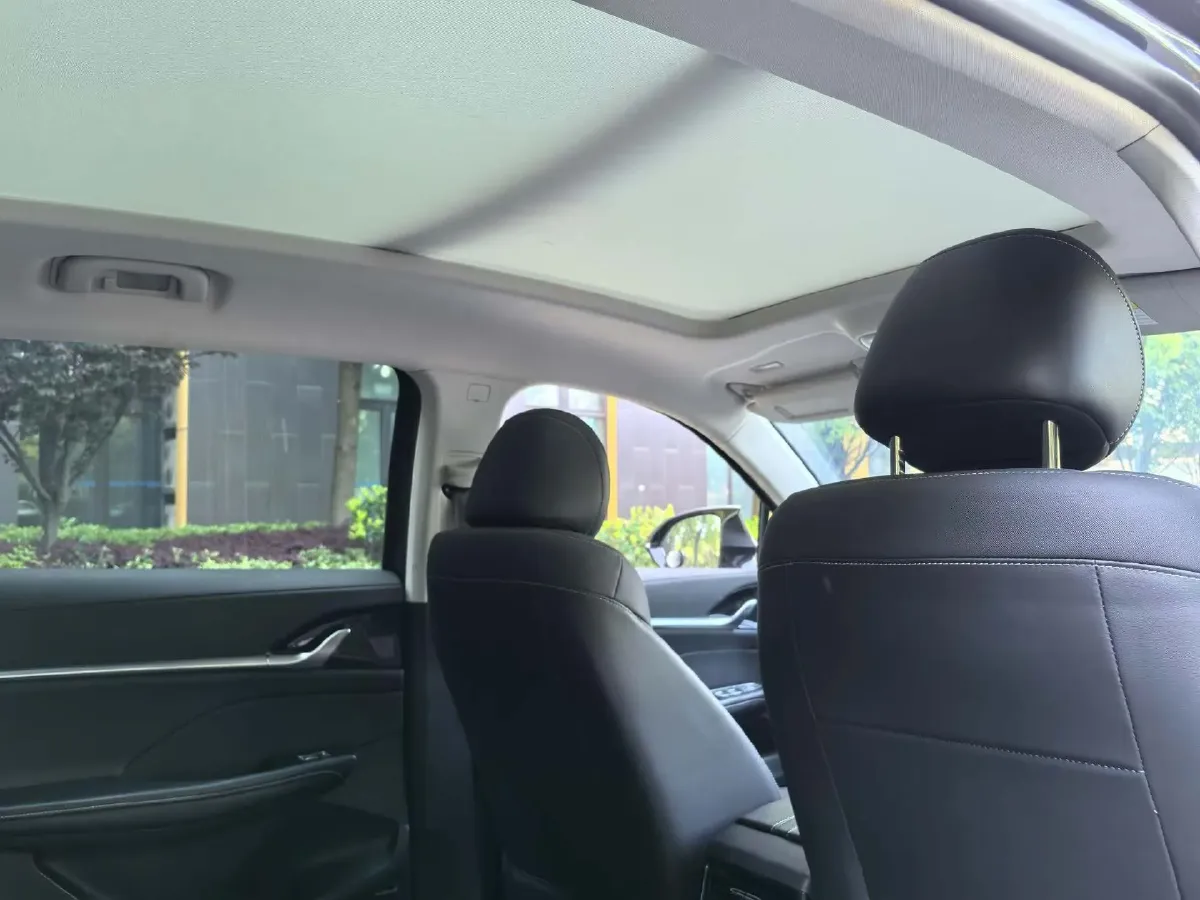 2022 Roewe RX5 MAX 1.5T 181HP L4 6AT,autocango,china used car exporter,china ev exporter,chinese used car exporter,chinese used ev exporter