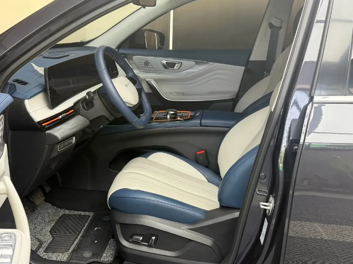 2024 Exceed LXC-DM 1.5T 156HP L4 3DHT PHEV 19.27KWH,autocango,china used car exporter,china ev exporter,chinese used car exporter,chinese used ev exporter