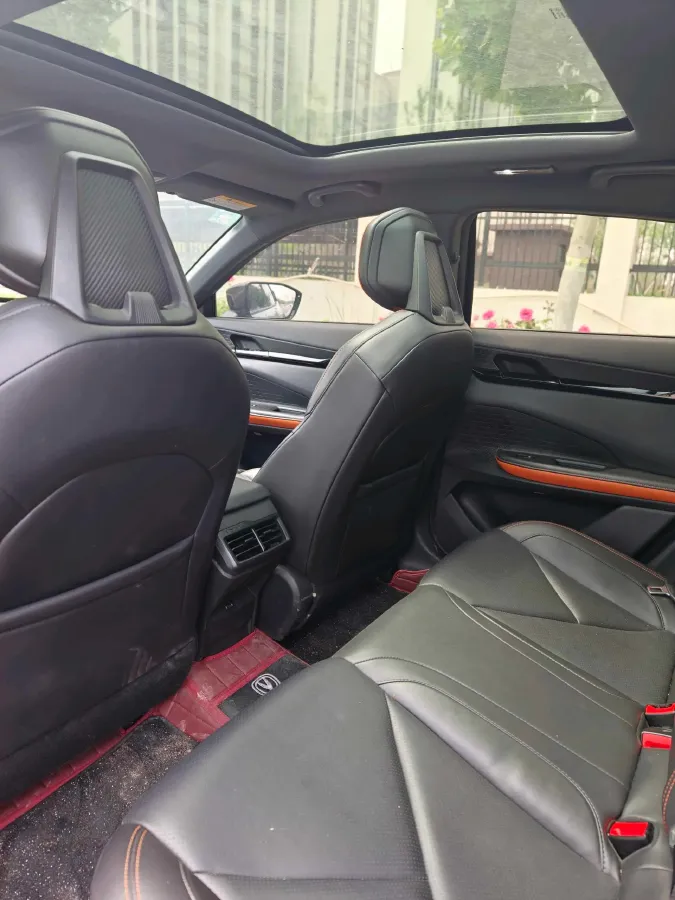 2022 ChangAn UNI-V 1.5T 188HP L4 7DCT,autocango,china used car exporter,china ev exporter,chinese used car exporter,chinese used ev exporter