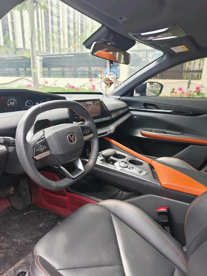 2022 ChangAn UNI-V 1.5T 188HP L4 7DCT,autocango,china used car exporter,china ev exporter,chinese used car exporter,chinese used ev exporter