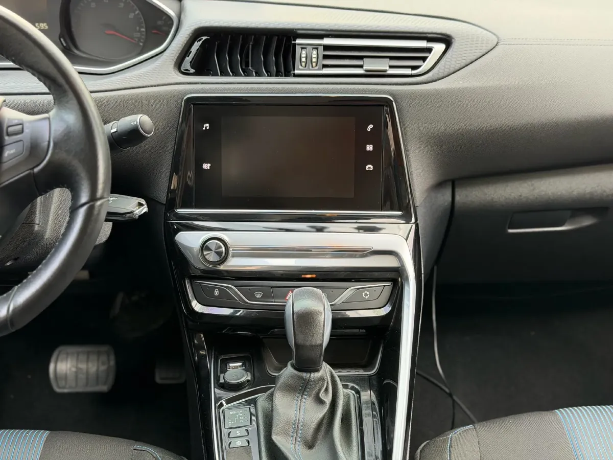 2016 Peugeot 308 1.6L 117HP L4 6AT,autocango,china used car exporter,china ev exporter,chinese used car exporter,chinese used ev exporter