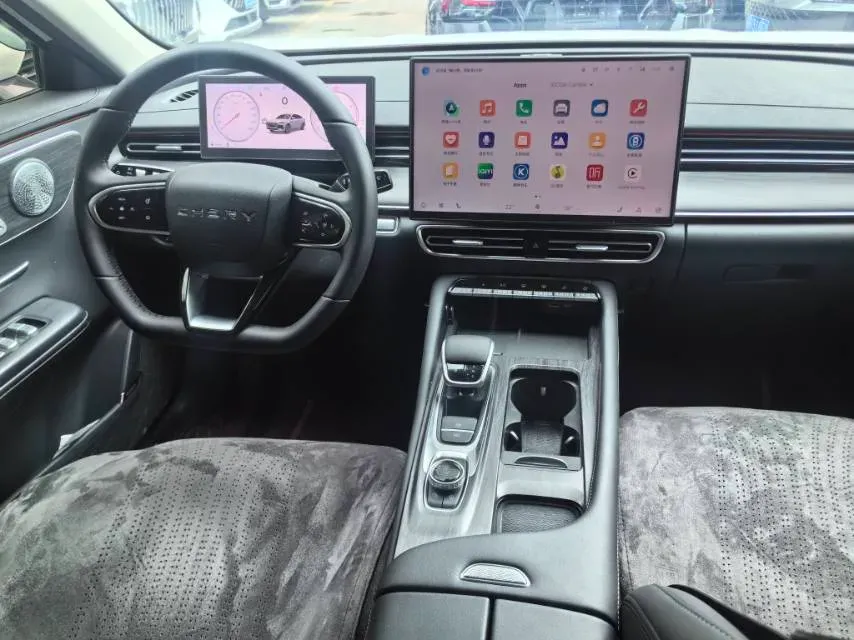 2025 Chery Arrizo 8 Pro 1.6T 197HP L4 7DCT,autocango,china used car exporter,china ev exporter,chinese used car exporter,chinese used ev exporter