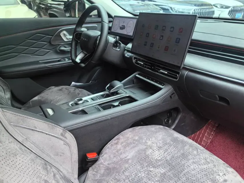 2025 Chery Arrizo 8 Pro 1.6T 197HP L4 7DCT,autocango,china used car exporter,china ev exporter,chinese used car exporter,chinese used ev exporter