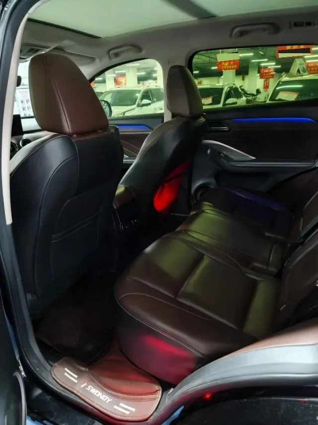 2021 WEY VV6 2.0T 227HP L4 7DCT,autocango,china used car exporter,china ev exporter,chinese used car exporter,chinese used ev exporter