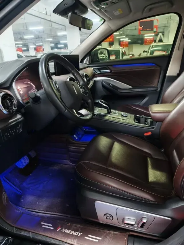 2021 WEY VV6 2.0T 227HP L4 7DCT,autocango,china used car exporter,china ev exporter,chinese used car exporter,chinese used ev exporter