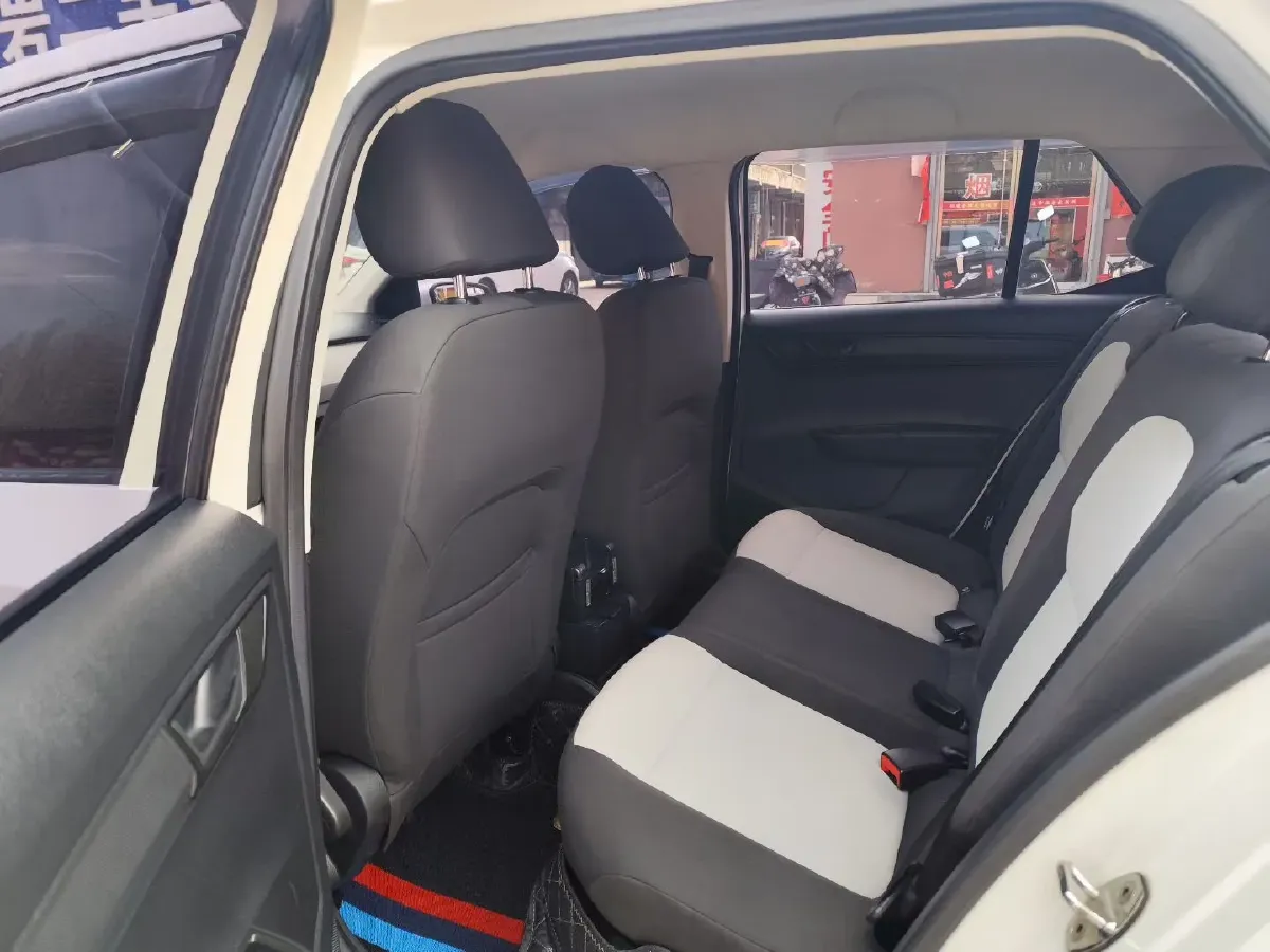 2017 Skoda Fabia 1.4L 90HP L4 6AT,autocango,china used car exporter,china ev exporter,chinese used car exporter,chinese used ev exporter