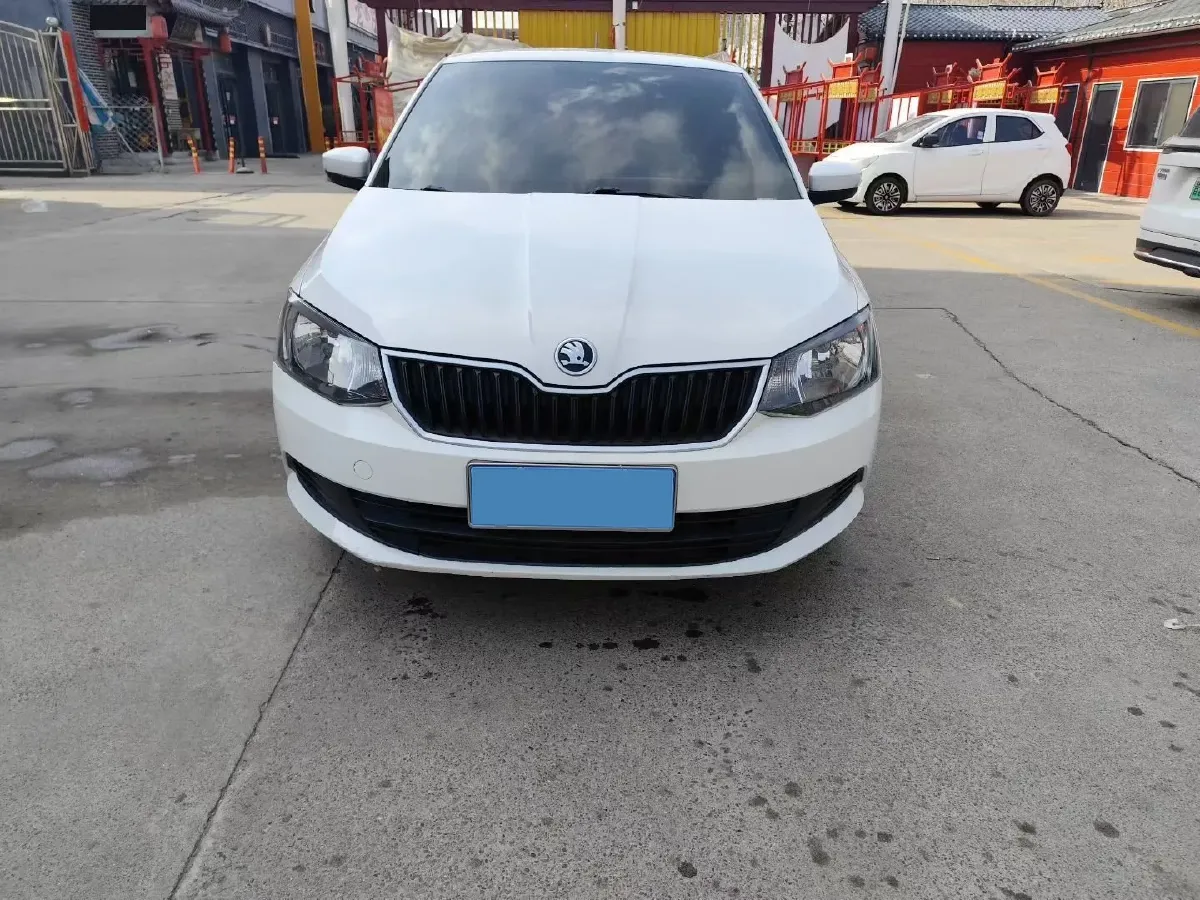 2017 Skoda Fabia 1.4L 90HP L4 6AT,autocango,china used car exporter,china ev exporter,chinese used car exporter,chinese used ev exporter