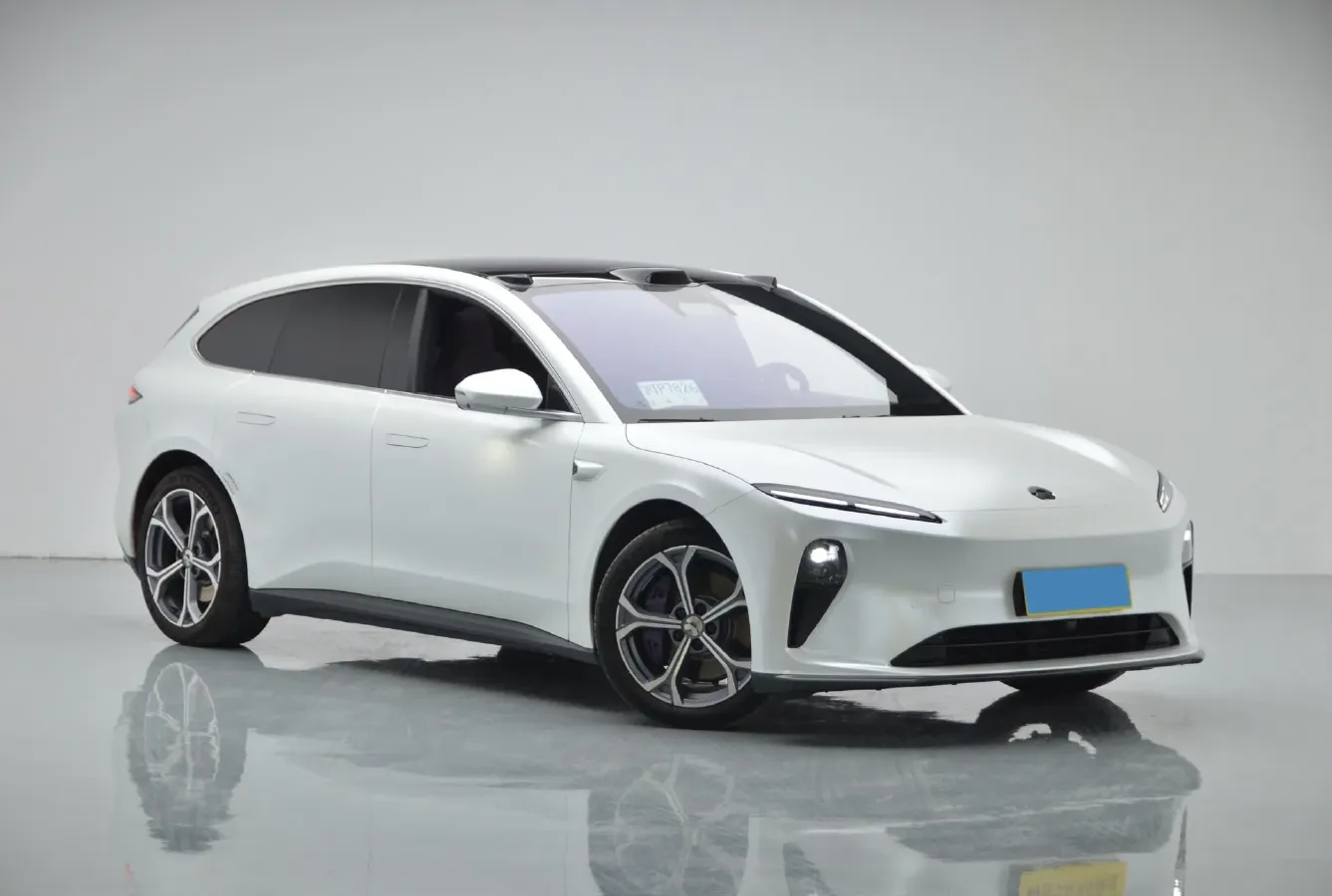 2024 NIO ET5T BEV 75KWH,autocango,china used car exporter,china ev exporter,chinese used car exporter,chinese used ev exporter