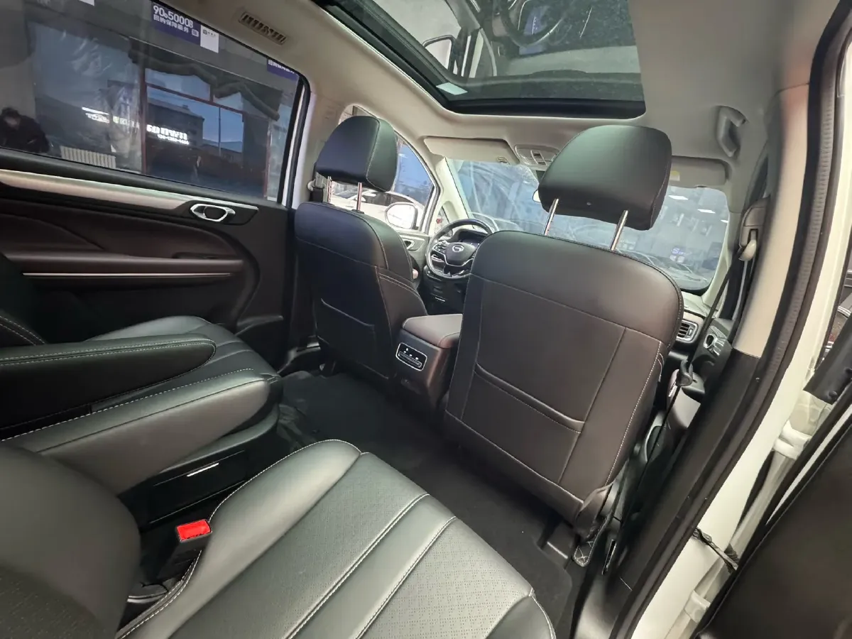 2021 GAC Trumpchi M6 1.5T 169HP L4 7DCT,autocango,china used car exporter,china ev exporter,chinese used car exporter,chinese used ev exporter