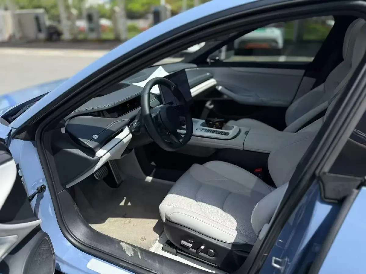 2024 MI SU7 BEV 101KWH,autocango,china used car exporter,china ev exporter,chinese used car exporter,chinese used ev exporter