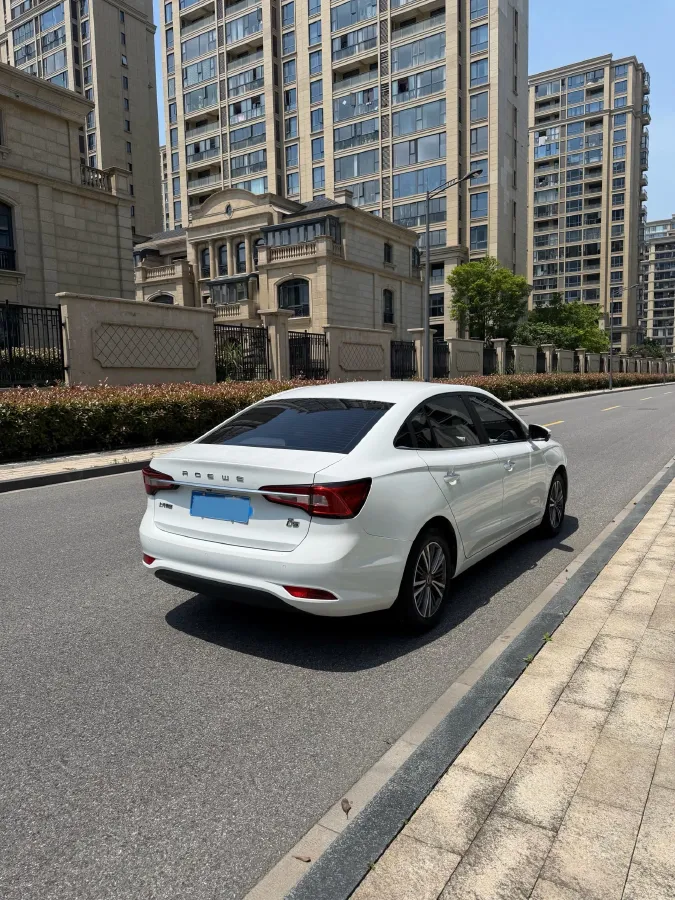 2019 Roewe i5 1.5L 120HP L4 CVT,autocango,china used car exporter,china ev exporter,chinese used car exporter,chinese used ev exporter