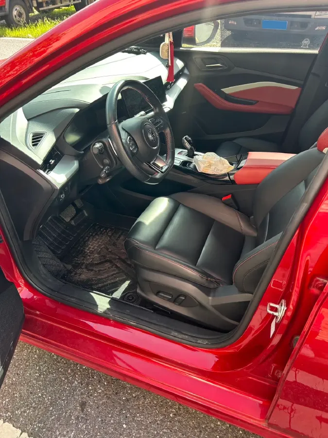 2021 MG 5 1.5T 173HP L4 7DCT,autocango,china used car exporter,china ev exporter,chinese used car exporter,chinese used ev exporter