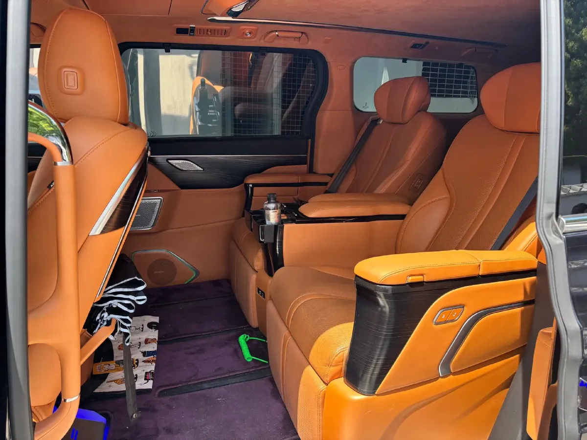 2024 Voyah ZhuiGuang 1.5T 136HP L4 PHEV 43KWH,autocango,china used car exporter,china ev exporter,chinese used car exporter,chinese used ev exporter