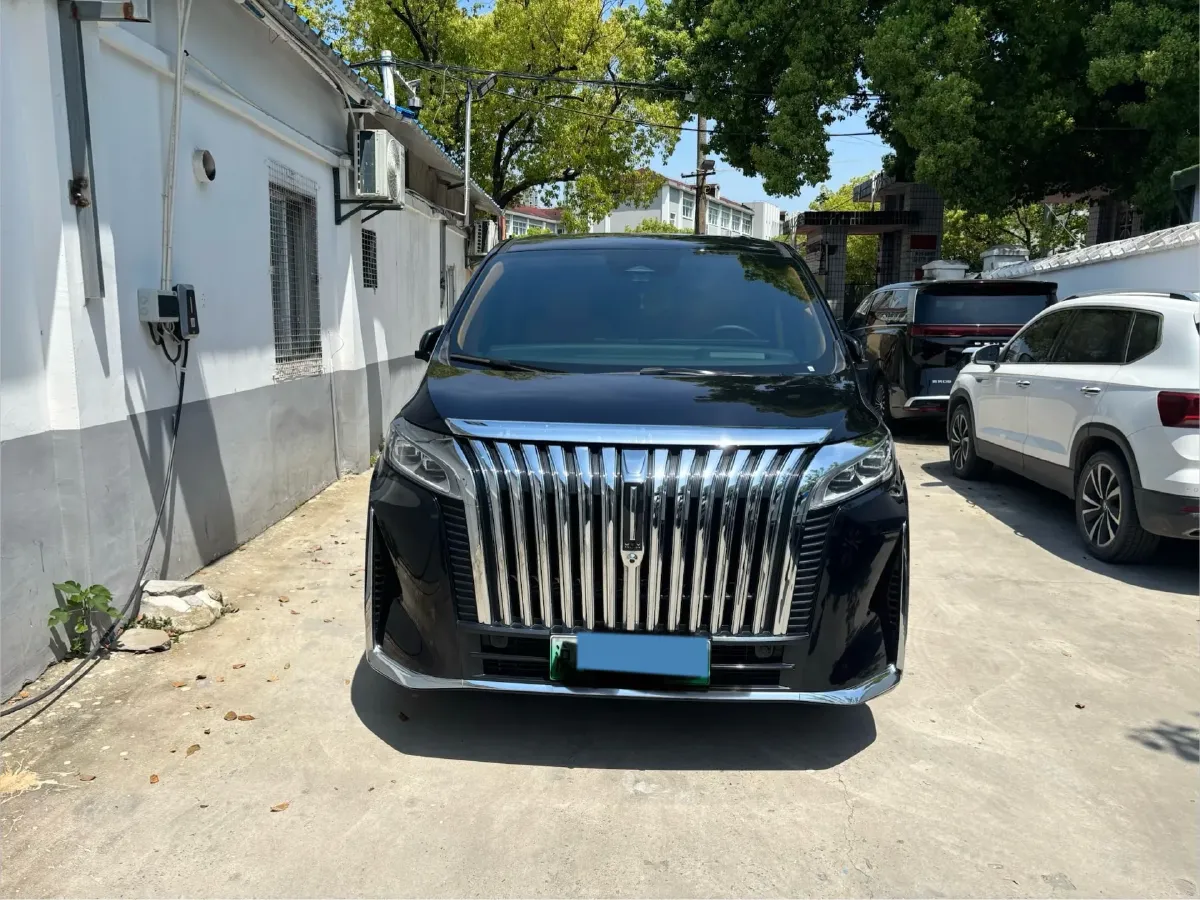 2024 Voyah ZhuiGuang 1.5T 136HP L4 PHEV 43KWH,autocango,china used car exporter,china ev exporter,chinese used car exporter,chinese used ev exporter