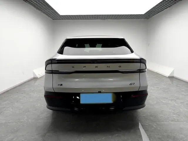 2025 Xpeng G7 BEV,autocango,china used car exporter,china ev exporter,chinese used car exporter,chinese used ev exporter