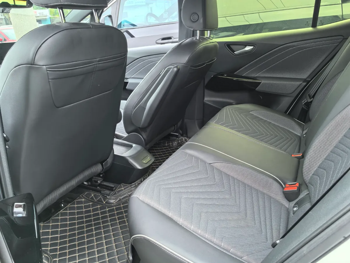 2024 Volkswagen ID.3 BEV 52.8KWH,autocango,china used car exporter,china ev exporter,chinese used car exporter,chinese used ev exporter