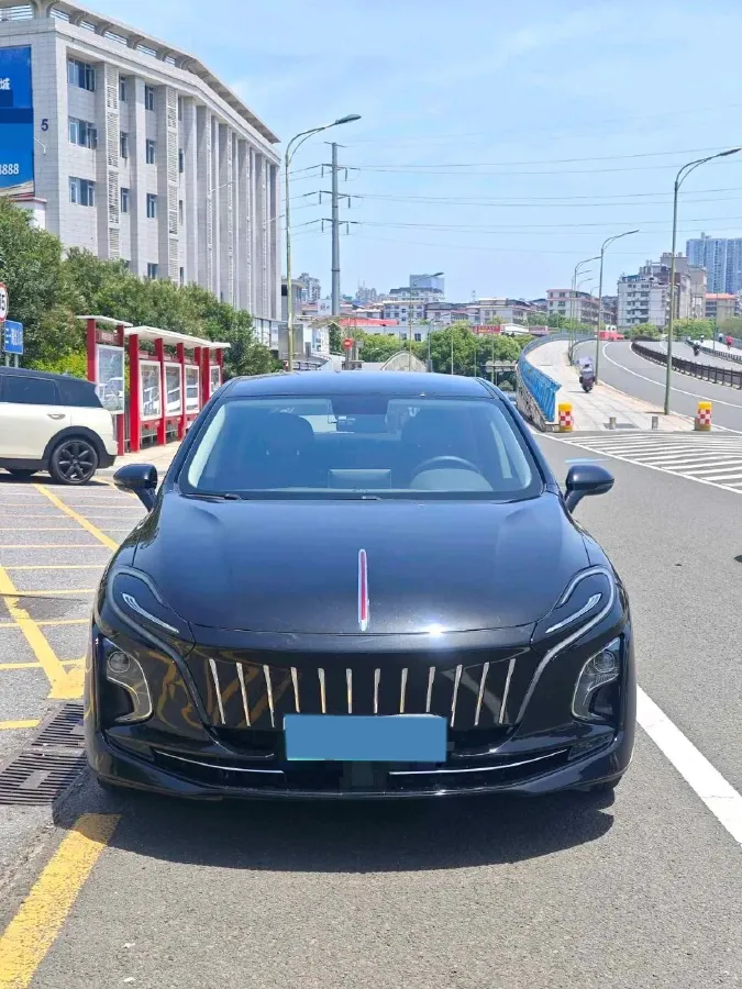 2022 HongQi E-QM5 BEV 54KWH,autocango,china used car exporter,china ev exporter,chinese used car exporter,chinese used ev exporter