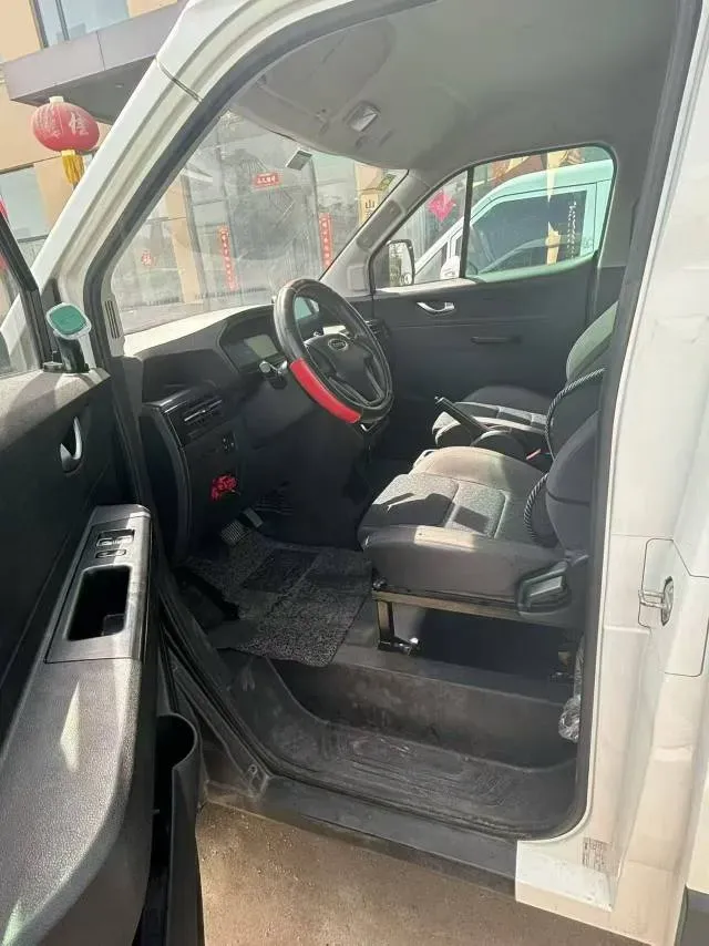 2022 Karry Dolphin EV BEV 55.9KWH,autocango,china used car exporter,china ev exporter,chinese used car exporter,chinese used ev exporter