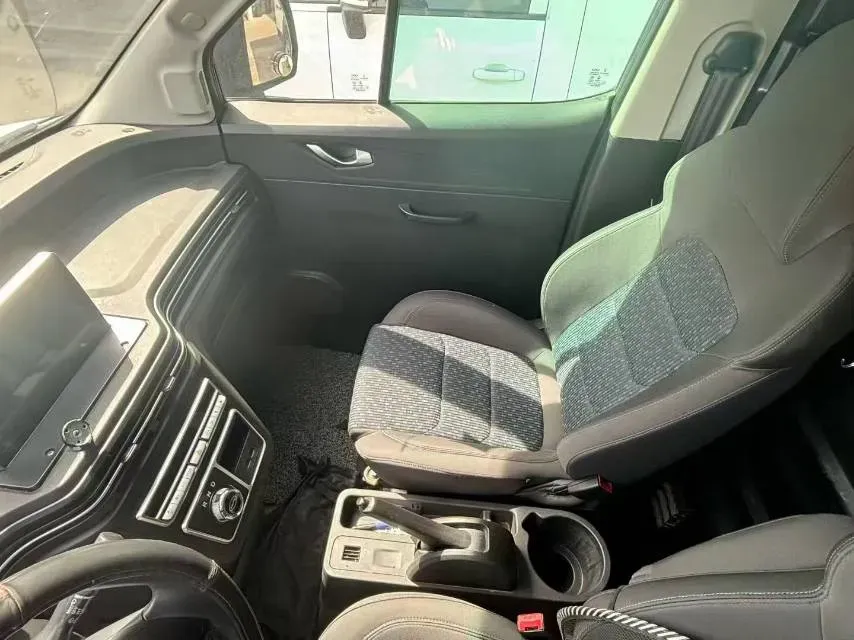 2022 Karry Dolphin EV BEV 55.9KWH,autocango,china used car exporter,china ev exporter,chinese used car exporter,chinese used ev exporter