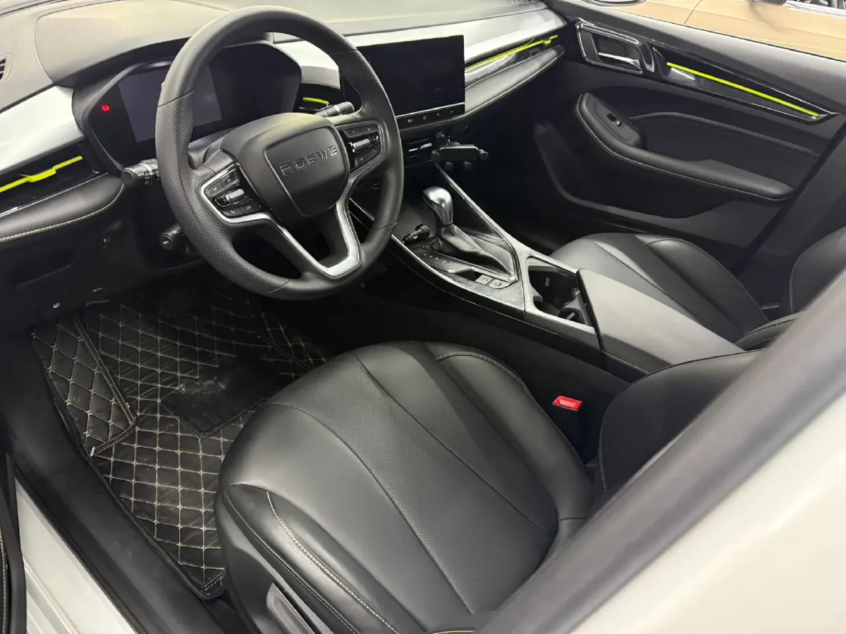 2021 Roewe i5 1.5L 120HP L4 CVT,autocango,china used car exporter,china ev exporter,chinese used car exporter,chinese used ev exporter