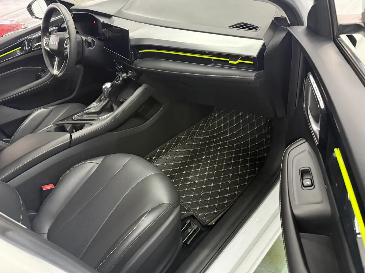 2021 Roewe i5 1.5L 120HP L4 CVT,autocango,china used car exporter,china ev exporter,chinese used car exporter,chinese used ev exporter