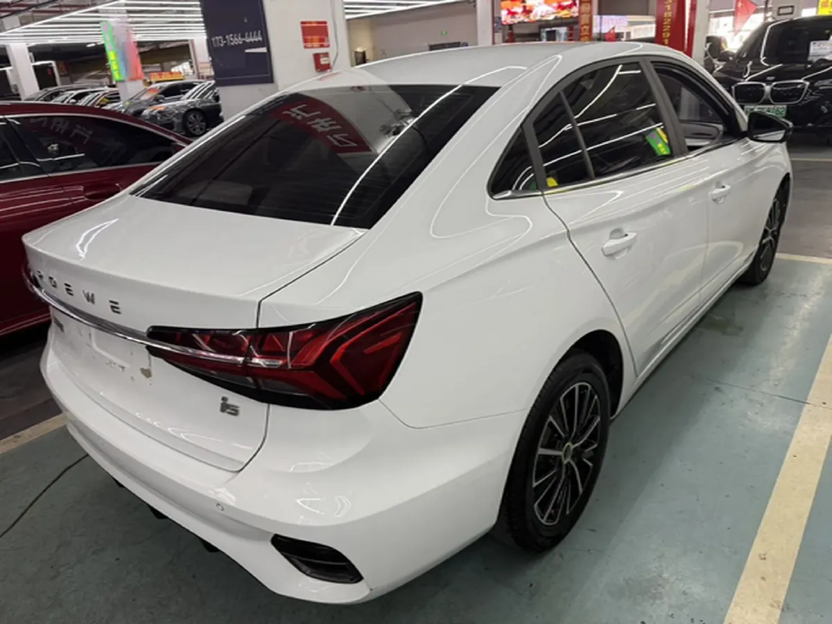2021 Roewe i5 1.5L 120HP L4 CVT,autocango,china used car exporter,china ev exporter,chinese used car exporter,chinese used ev exporter