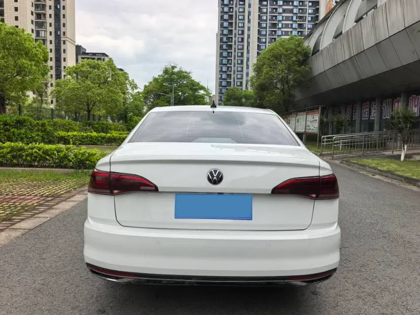 2021 Volkswagen Bora 1.5L 113HP L4 6AT,autocango,china used car exporter,china ev exporter,chinese used car exporter,chinese used ev exporter