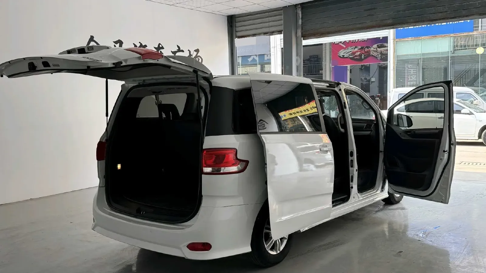 2021 MAXUS G10 2.0T 163HP L4 8AT,autocango,china used car exporter,china ev exporter,chinese used car exporter,chinese used ev exporter