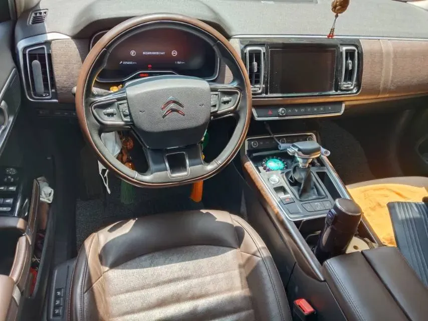 2017 Citroen C6 1.8T 204HP L4 6AT,autocango,china used car exporter,china ev exporter,chinese used car exporter,chinese used ev exporter