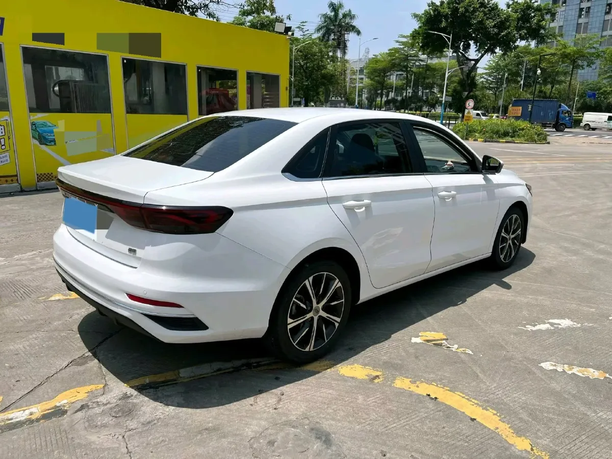 2022 Geely Emgrand 1.5L 114HP L4 CVT,autocango,china used car exporter,china ev exporter,chinese used car exporter,chinese used ev exporter