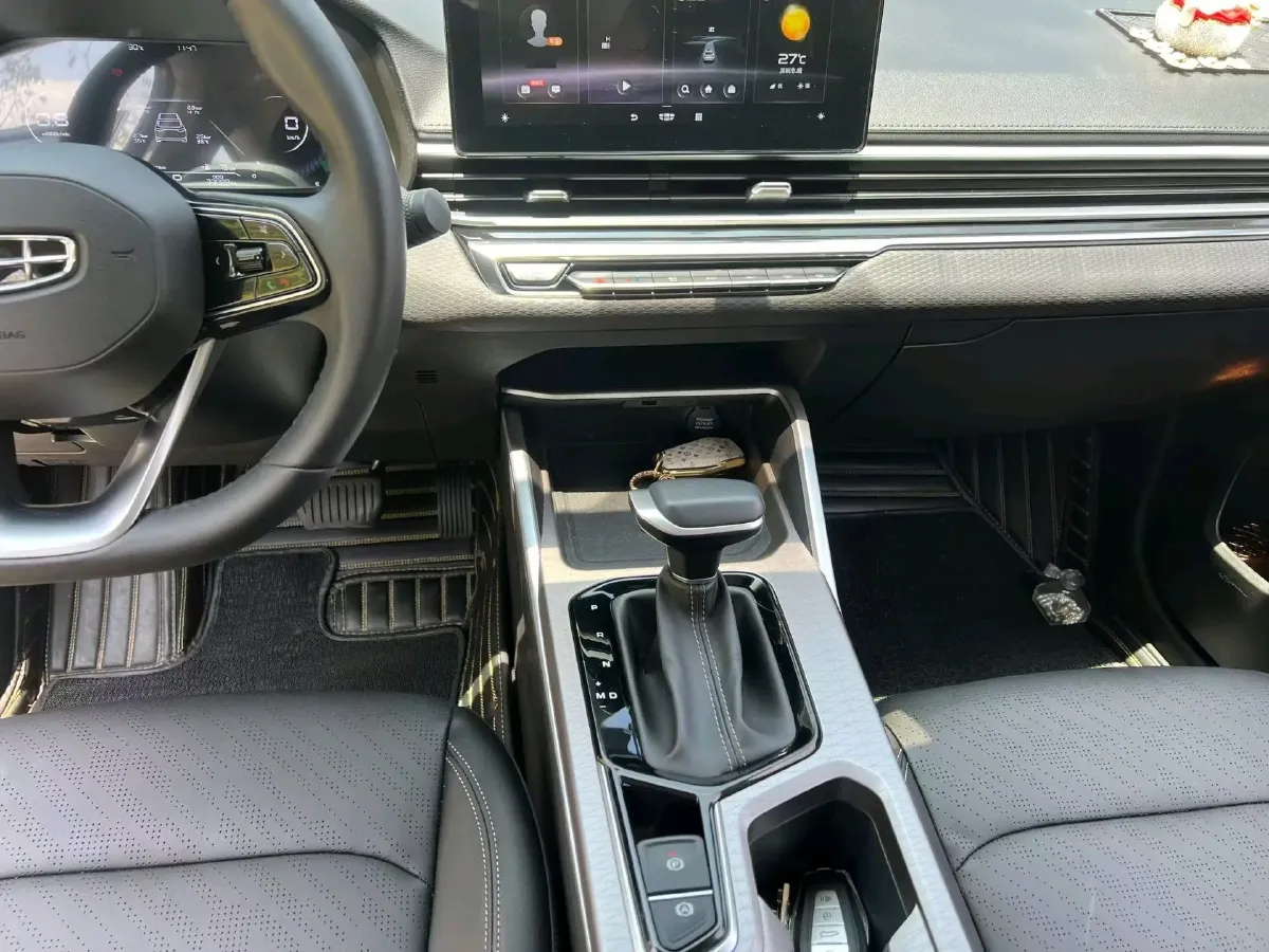 2022 Geely Emgrand 1.5L 114HP L4 CVT,autocango,china used car exporter,china ev exporter,chinese used car exporter,chinese used ev exporter