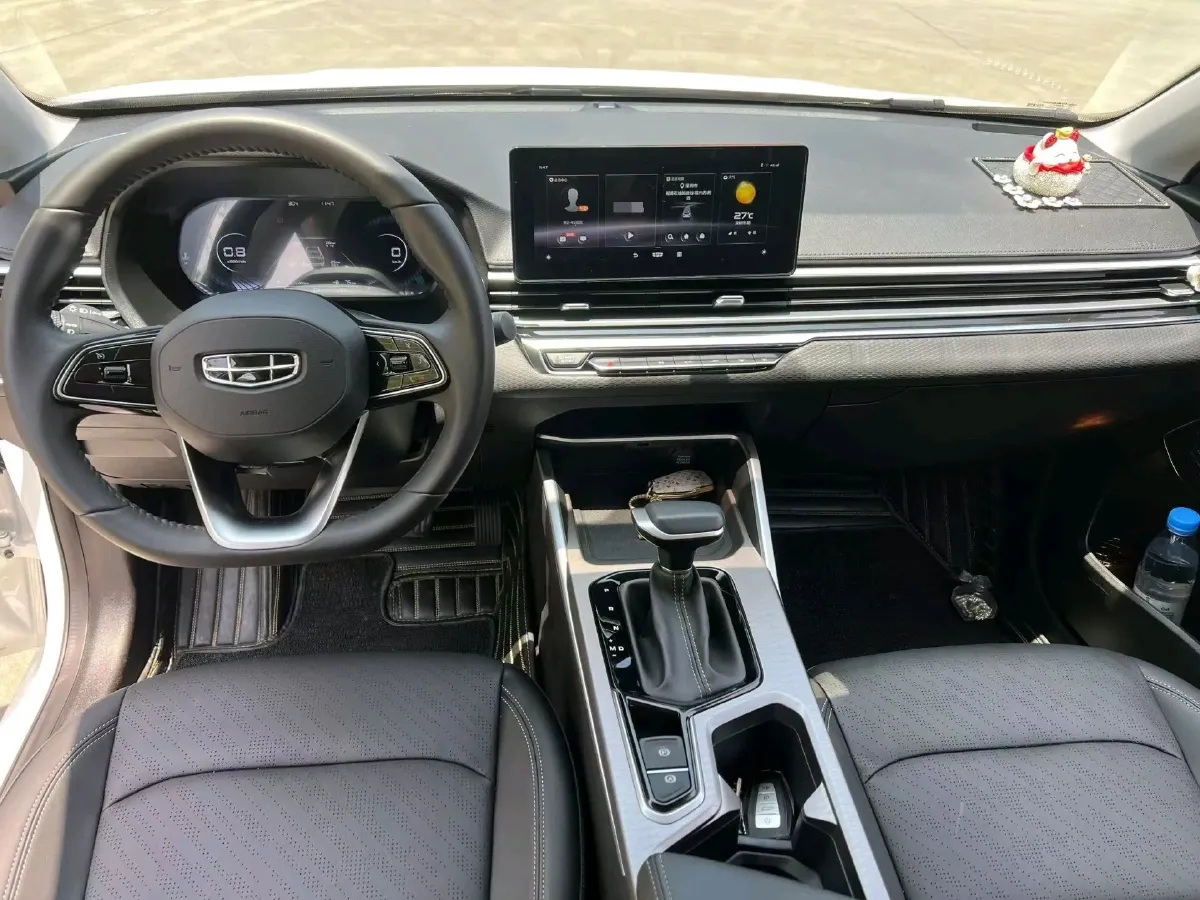 2022 Geely Emgrand 1.5L 114HP L4 CVT,autocango,china used car exporter,china ev exporter,chinese used car exporter,chinese used ev exporter