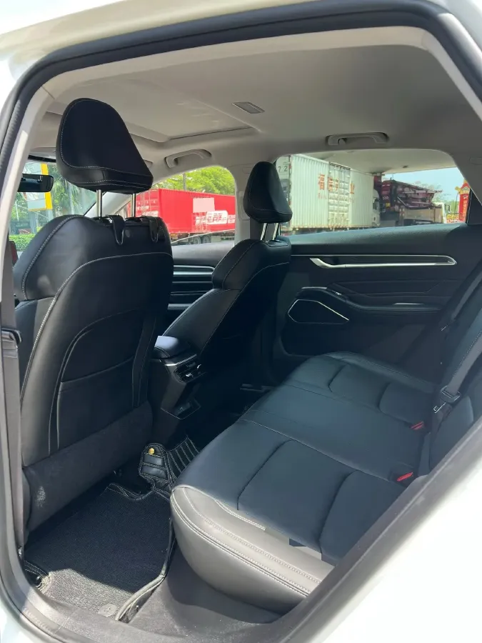 2022 Geely Emgrand 1.5L 114HP L4 CVT,autocango,china used car exporter,china ev exporter,chinese used car exporter,chinese used ev exporter