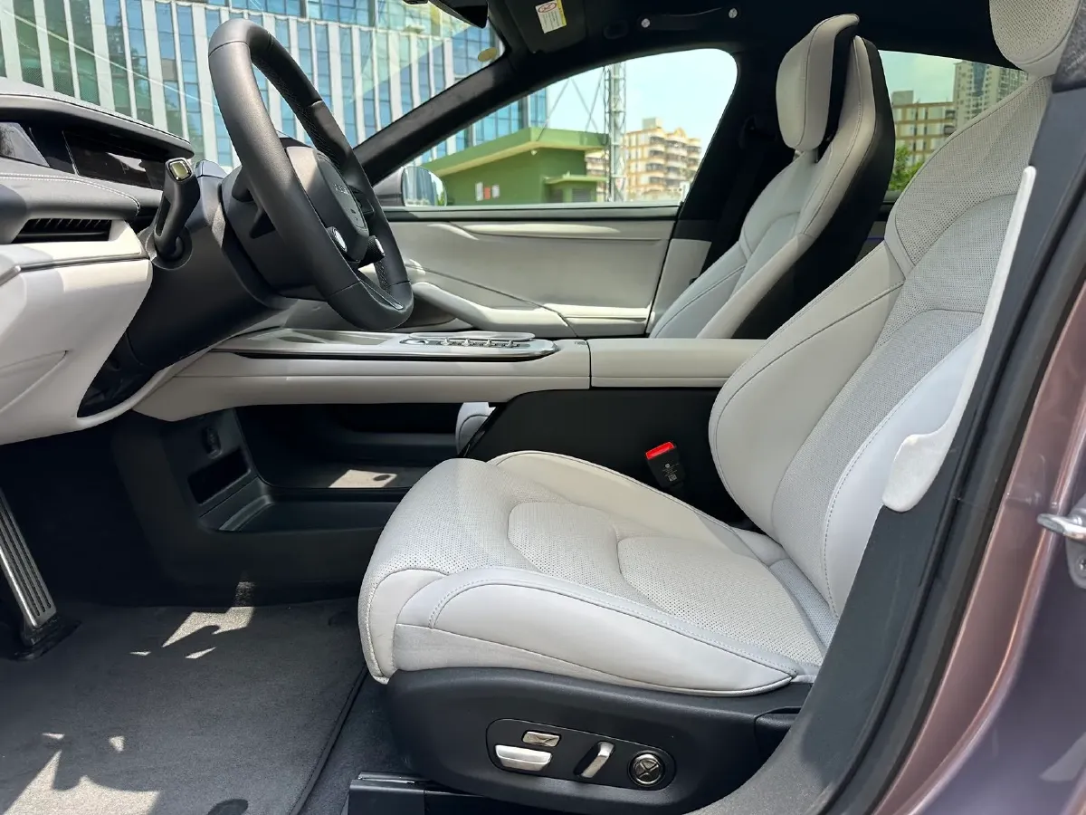 2024 MI SU7 BEV 101KWH,autocango,china used car exporter,china ev exporter,chinese used car exporter,chinese used ev exporter