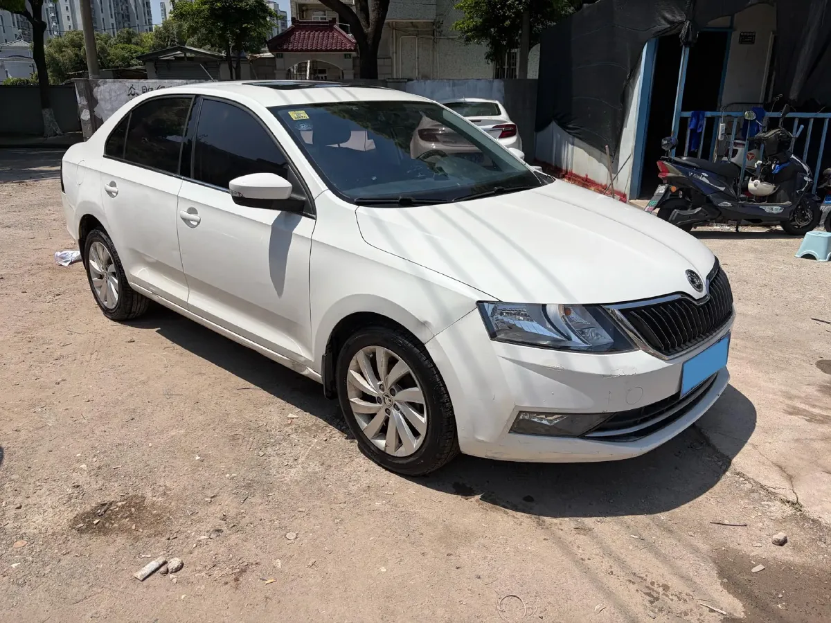 2018 Skoda Rapid 1.6L 110HP L4 6AT,autocango,china used car exporter,china ev exporter,chinese used car exporter,chinese used ev exporter