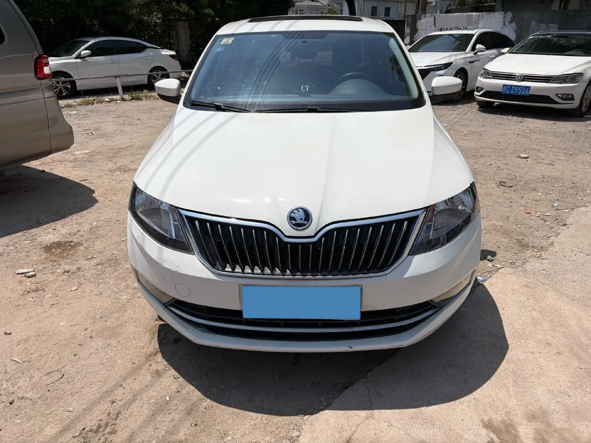 2018 Skoda Rapid 1.6L 110HP L4 6AT,autocango,china used car exporter,china ev exporter,chinese used car exporter,chinese used ev exporter