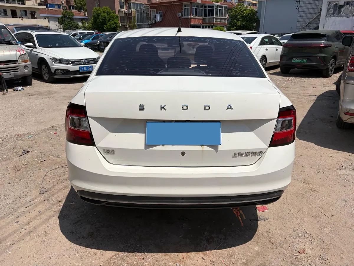 2018 Skoda Rapid 1.6L 110HP L4 6AT,autocango,china used car exporter,china ev exporter,chinese used car exporter,chinese used ev exporter