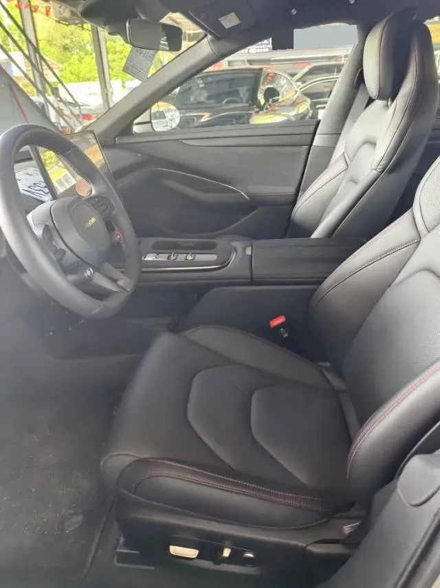 2024 MI SU7 BEV 94.3KWH,autocango,china used car exporter,china ev exporter,chinese used car exporter,chinese used ev exporter