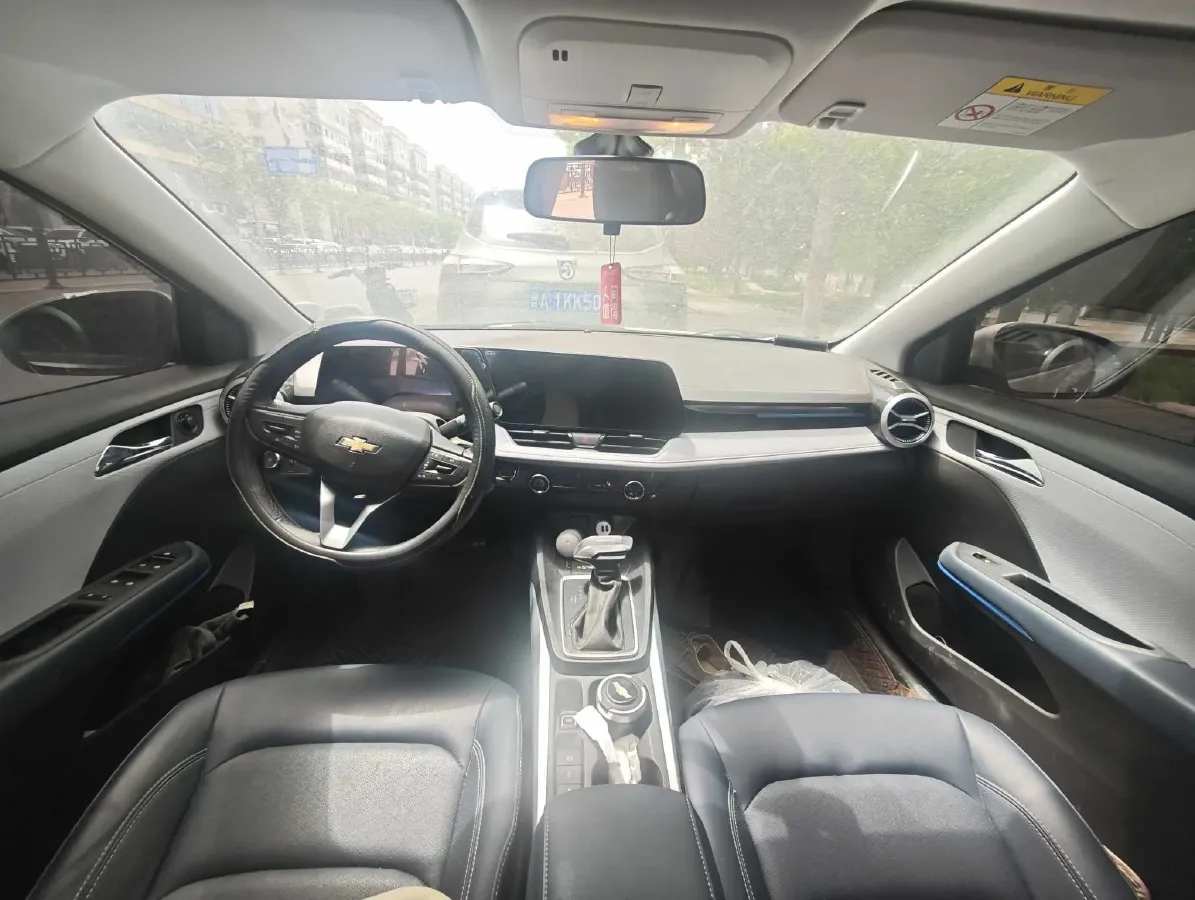 2023 Chevrolet Monza 1.5L 113HP L4 6DCT,autocango,china used car exporter,china ev exporter,chinese used car exporter,chinese used ev exporter