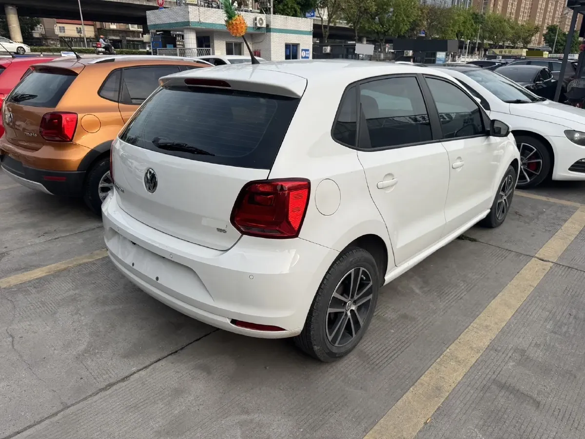 2016 Volkswagen Polo 1.6L 110HP L4 6AT,autocango,china used car exporter,china ev exporter,chinese used car exporter,chinese used ev exporter